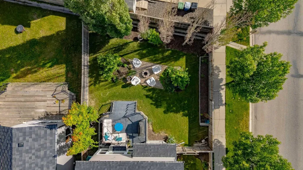 5 Brightonstone Grove SE Calgary AB T2Z 0E1