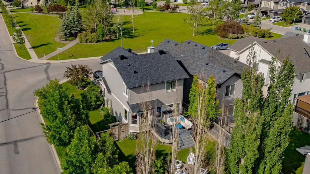 5 Brightonstone Grove SE Calgary AB T2Z 0E1