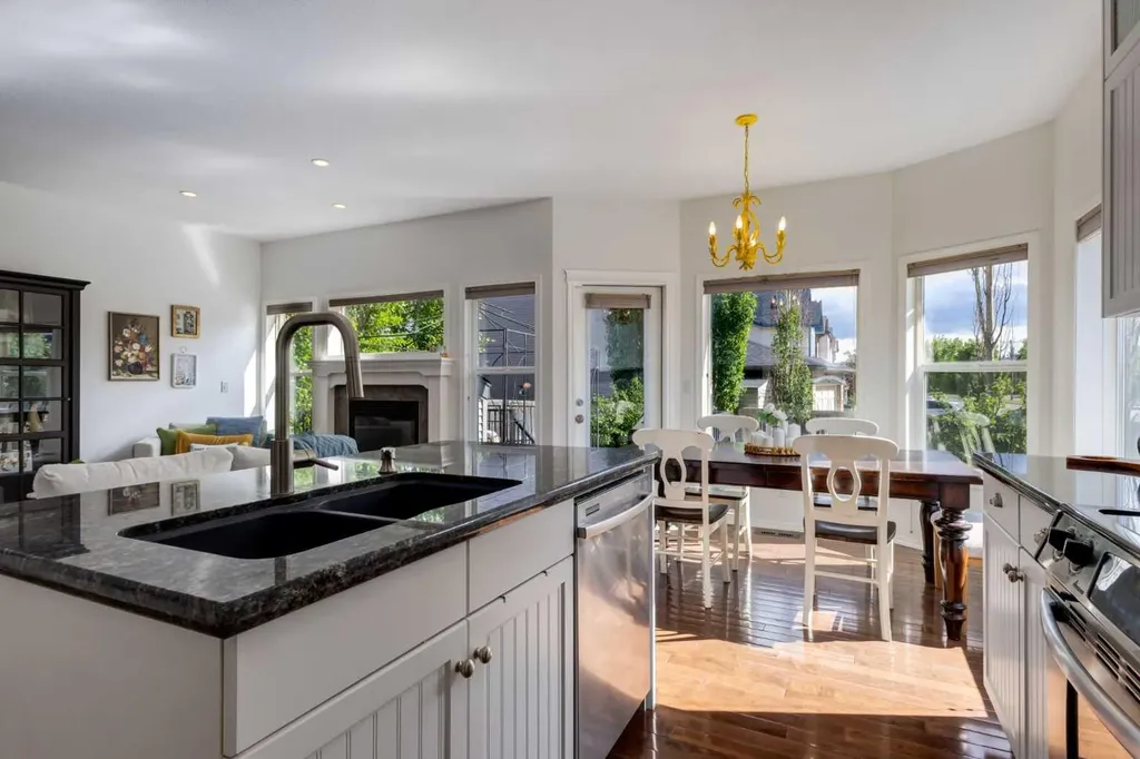 5 Brightonstone Grove SE Calgary AB T2Z 0E1