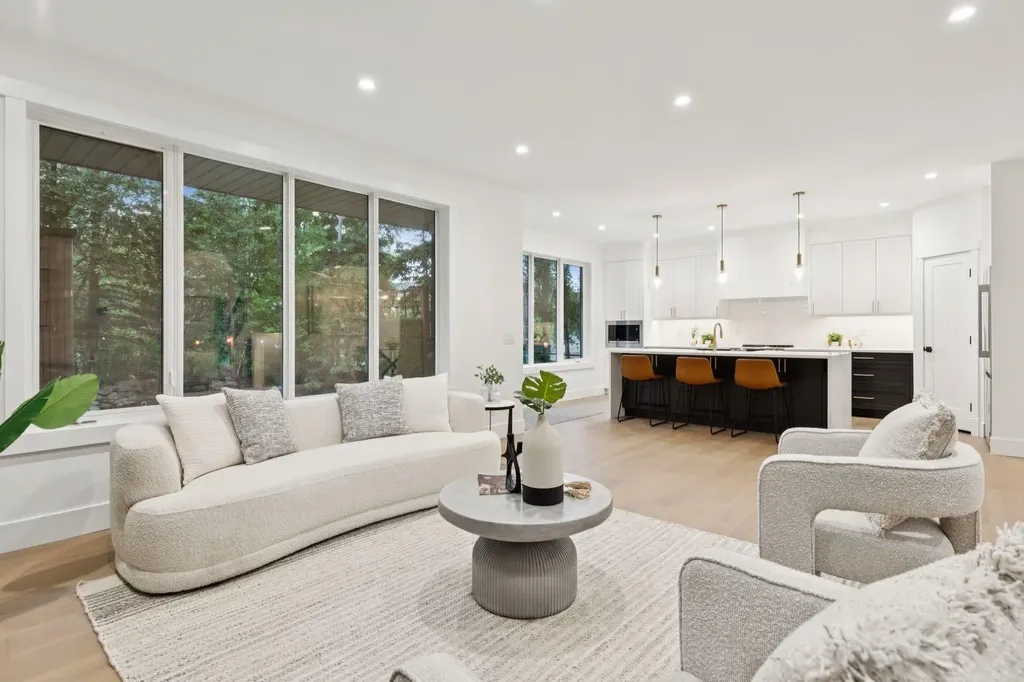 3 Discovery Ridge Lane SW Calgary AB T3H4Y3