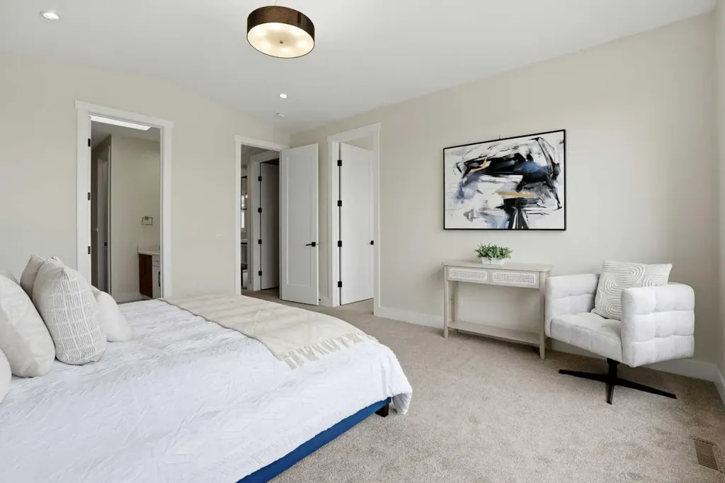 3817 Centre A Street NE Calgary AB T2E 3A5