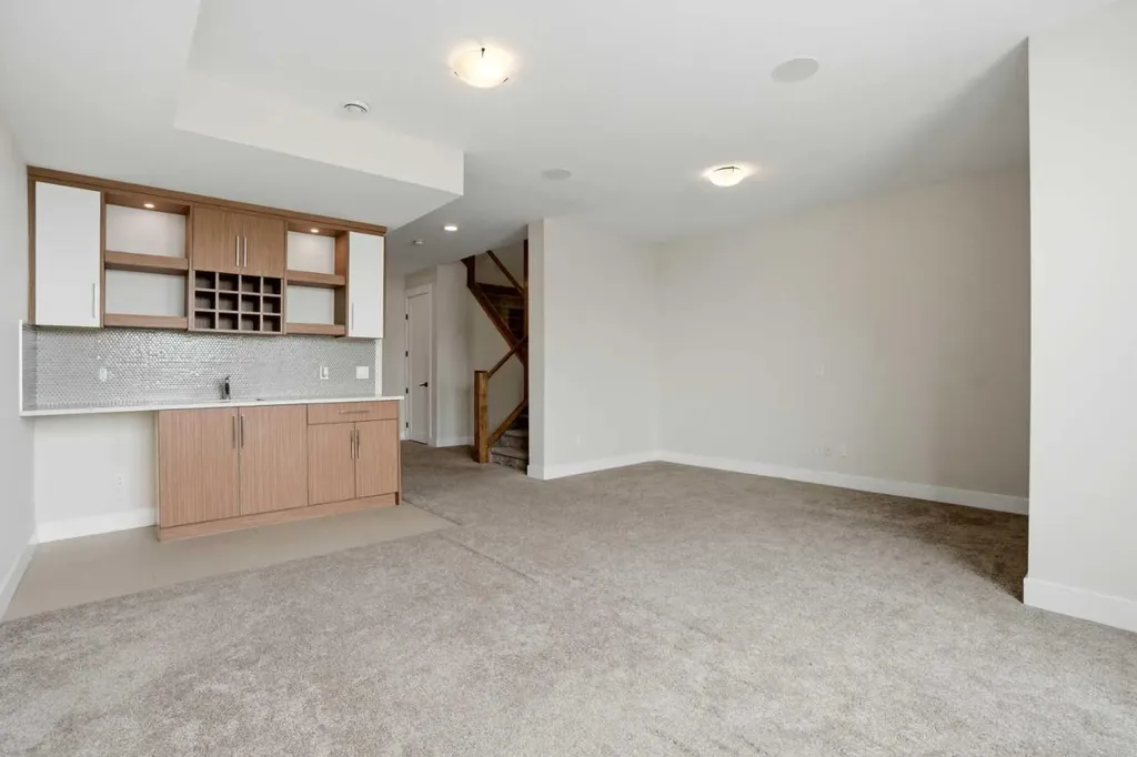 3817 Centre A Street NE Calgary AB T2E 3A5