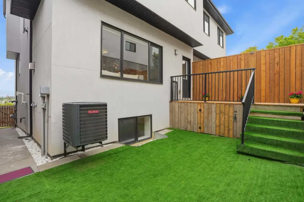 3817 Centre A Street NE Calgary AB T2E 3A5
