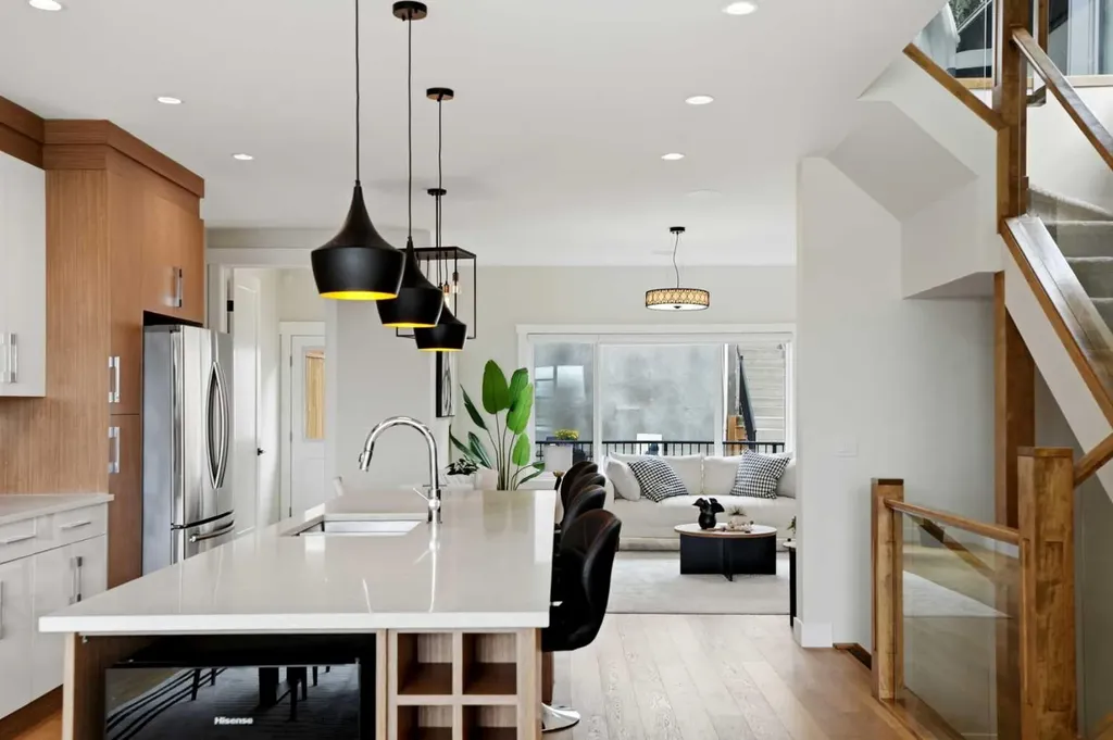 3817 Centre A Street NE Calgary AB T2E 3A5