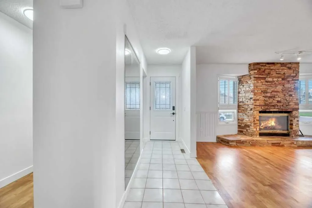 23 Penworth Crescent SE Calgary AB T2A 4C5