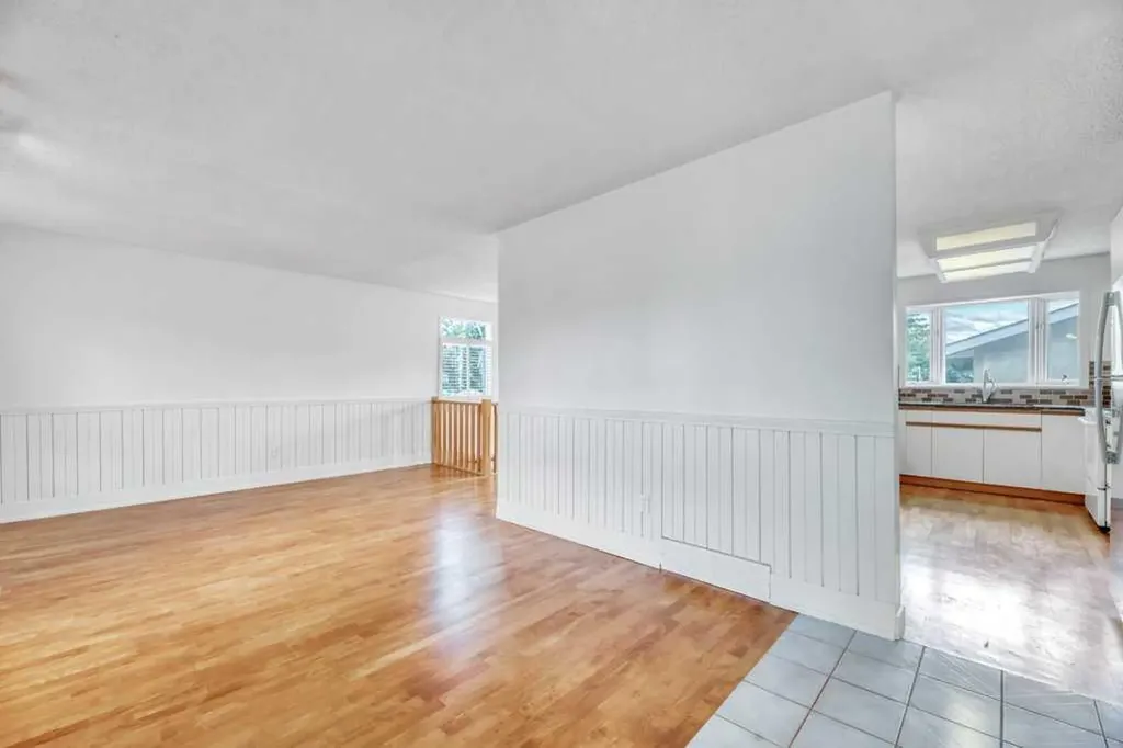 23 Penworth Crescent SE Calgary AB T2A 4C5