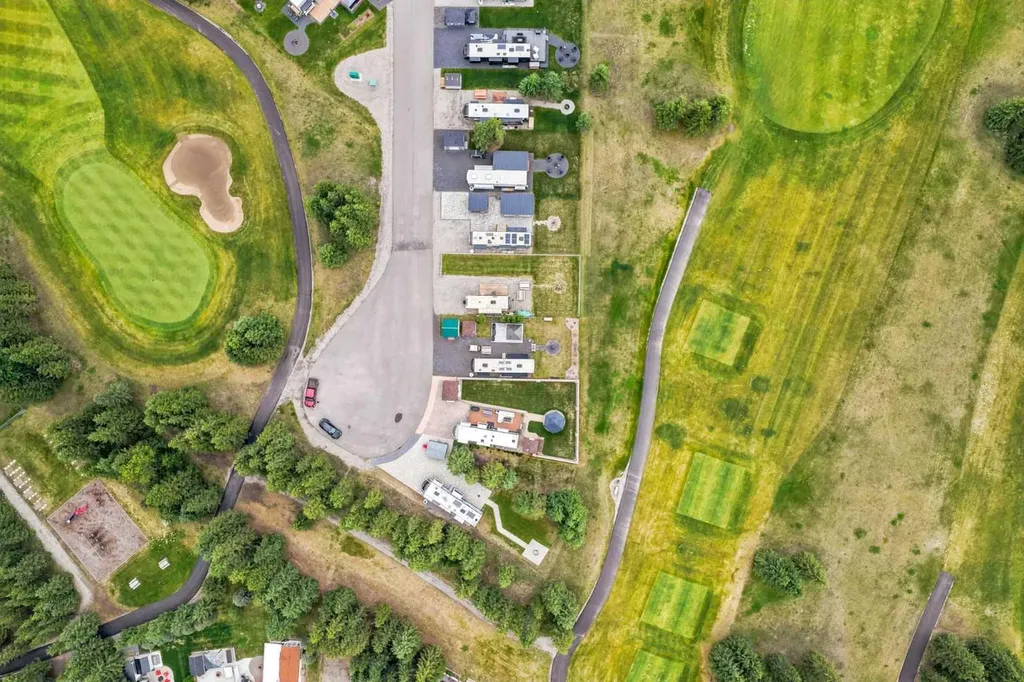 32351 Range Road 55 Rural Mountain View County AB T0M1X0