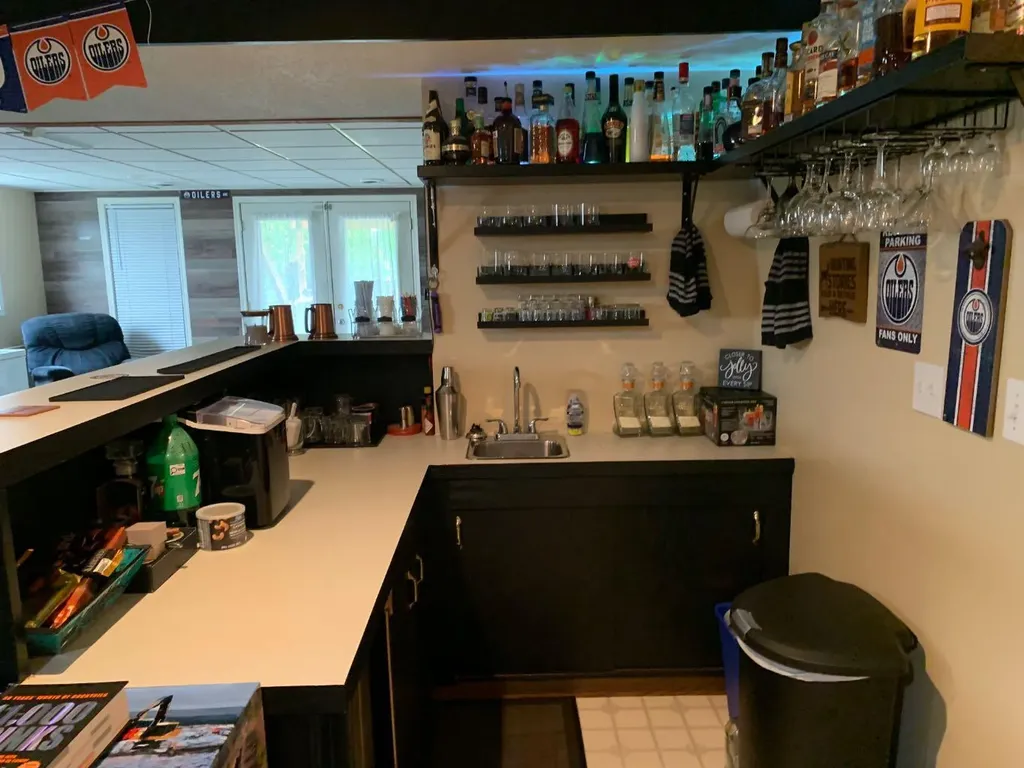 20 Pineview Road Whitecourt AB T7S 1H7