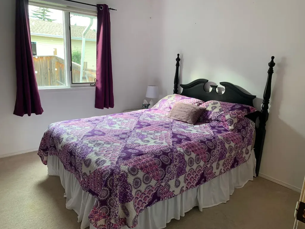 20 Pineview Road Whitecourt AB T7S 1H7