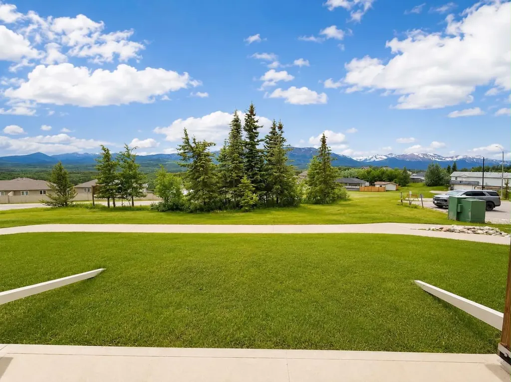 160 Moberly Road Grande Cache AB T0E0Y0