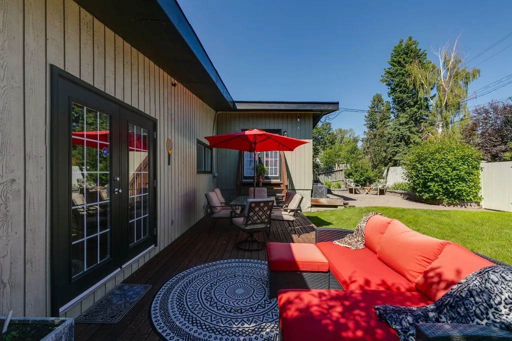 724 Willacy Drive SE Calgary AB T2J2B1