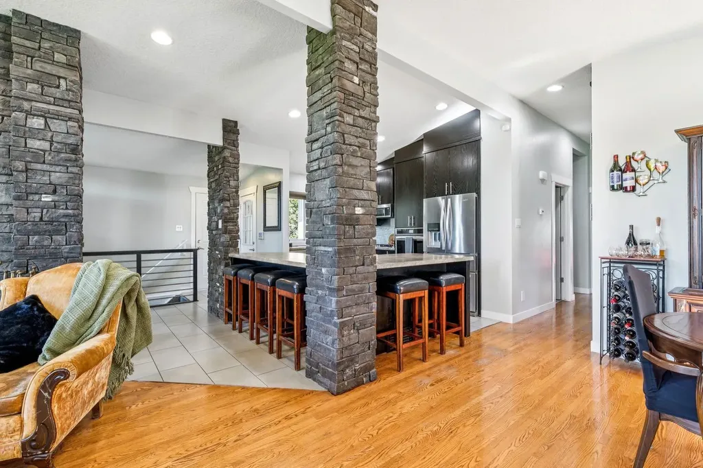 724 Willacy Drive SE Calgary AB T2J2B1