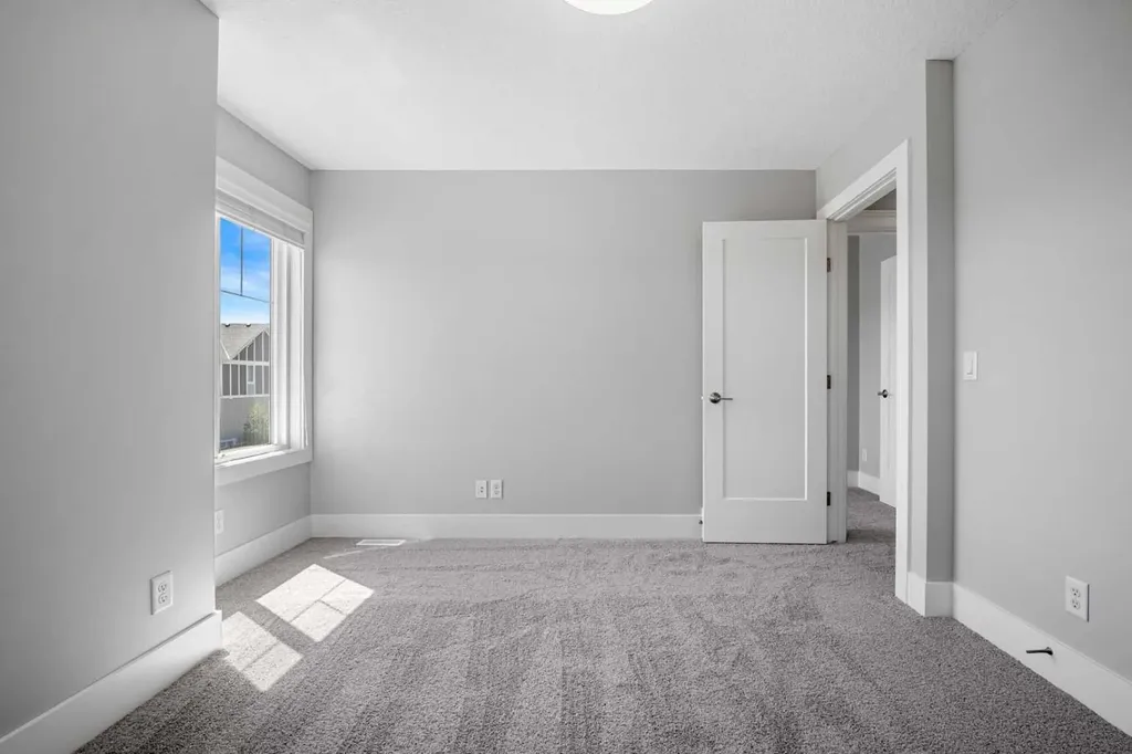 107 Sage Bluff Green NW Calgary AB T3R 0X9