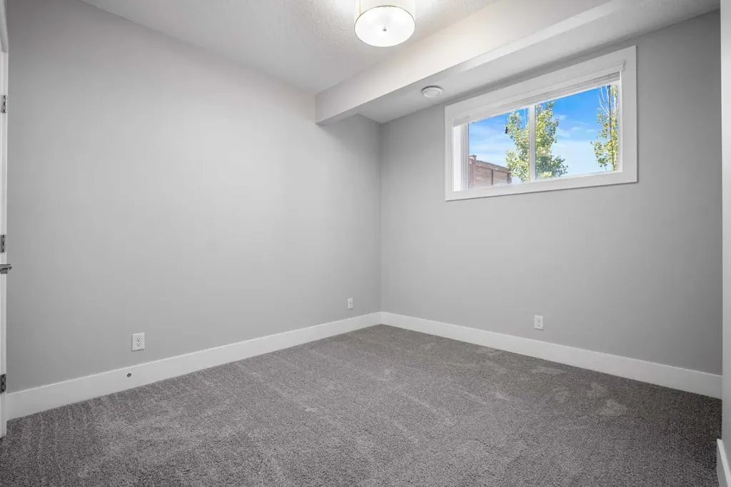 107 Sage Bluff Green NW Calgary AB T3R 0X9
