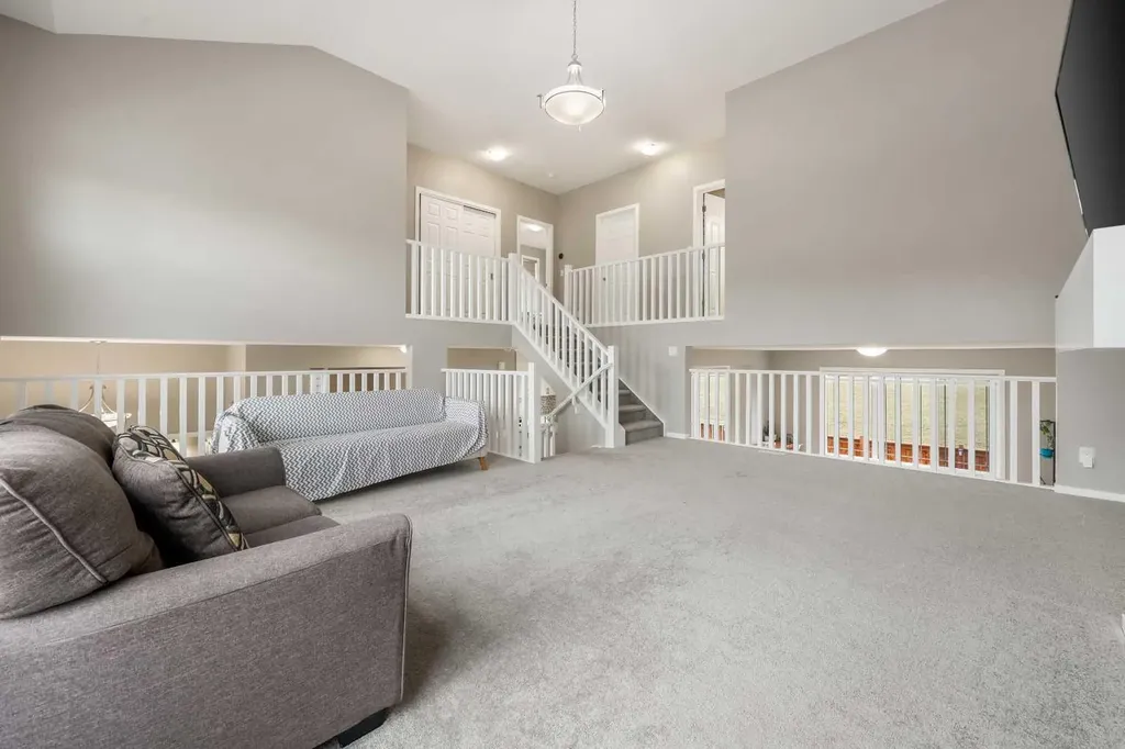 142 Yorkstone Way SW Calgary AB T2X 4S2