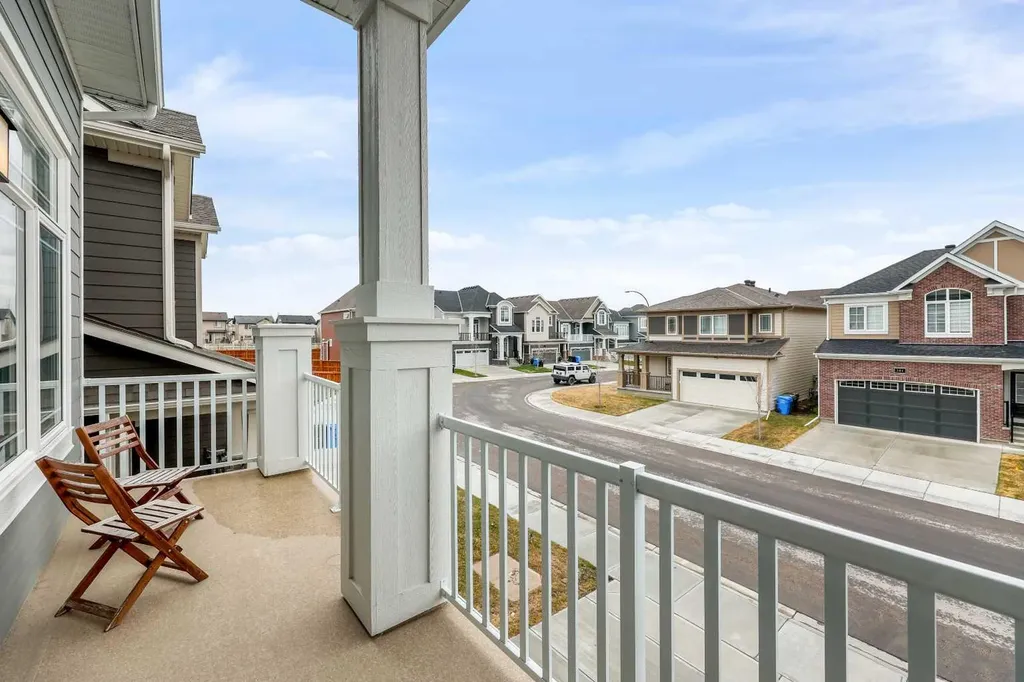 142 Yorkstone Way SW Calgary AB T2X 4S2