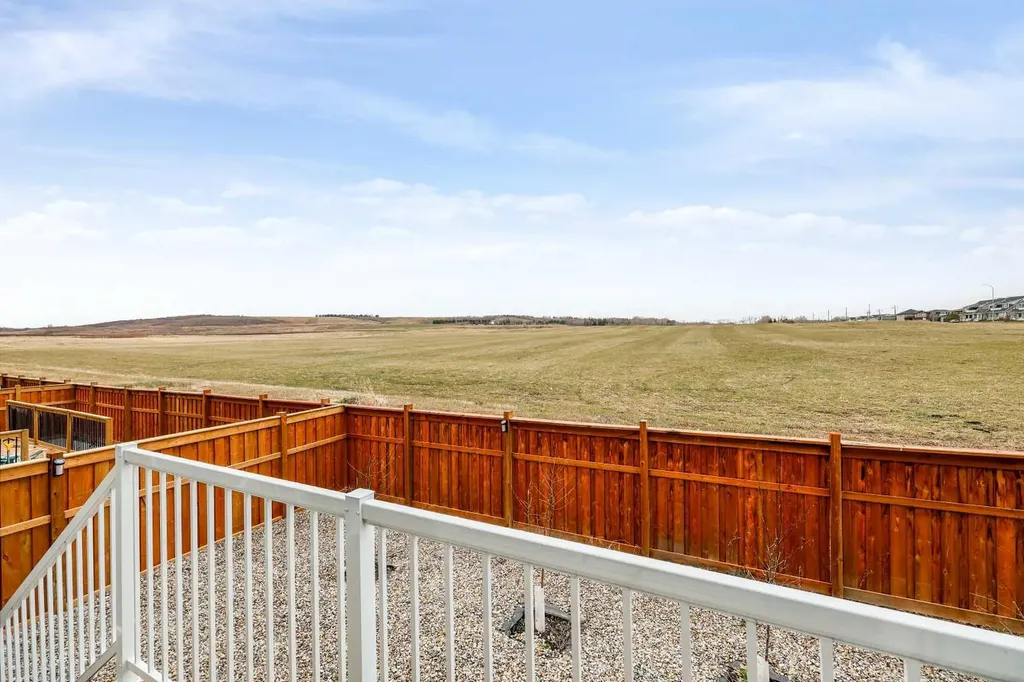 142 Yorkstone Way SW Calgary AB T2X 4S2
