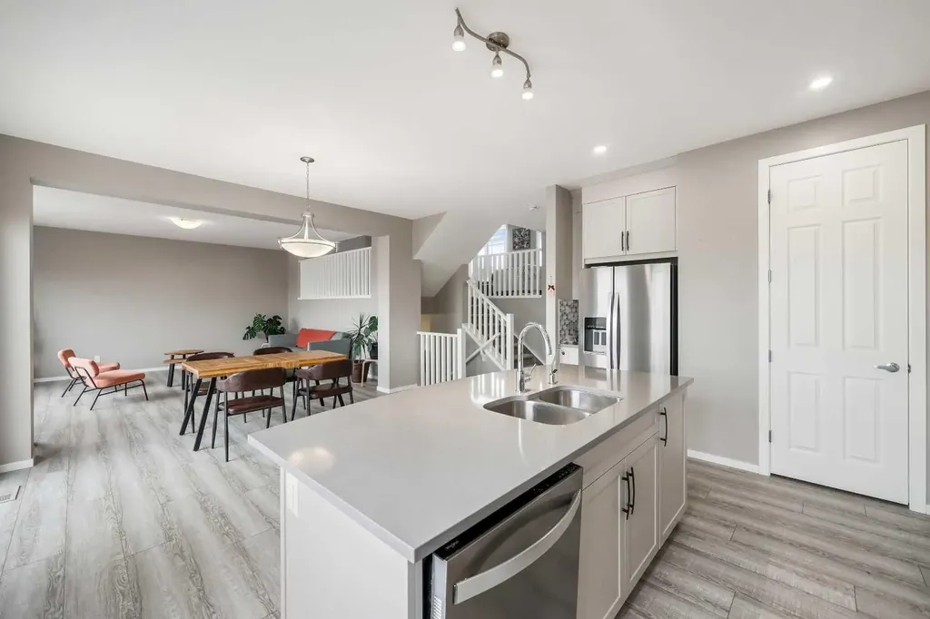 142 Yorkstone Way SW Calgary AB T2X 4S2