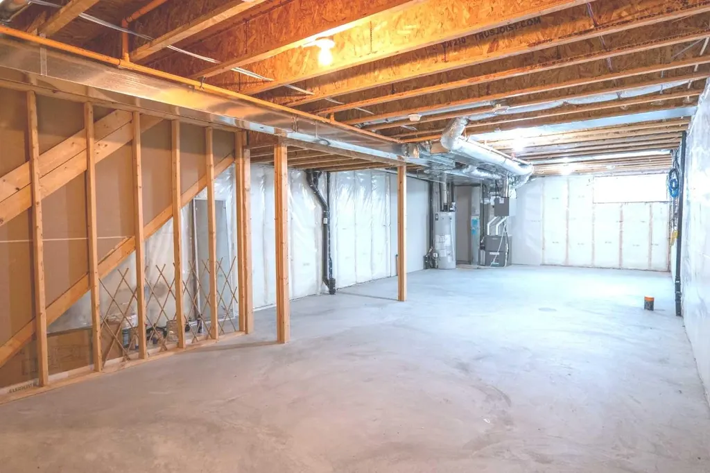 124 Howse Avenue NE Calgary AB T3P 0W1
