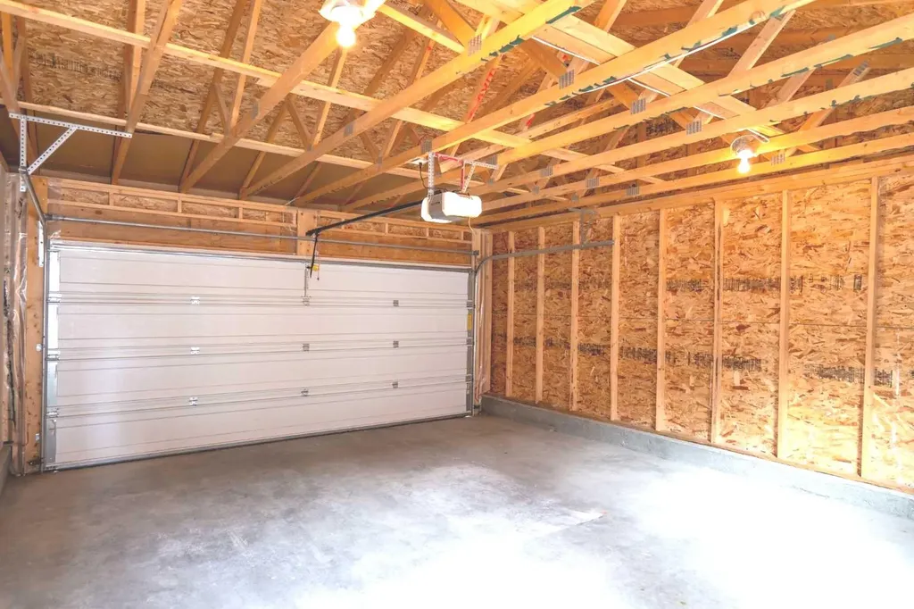 124 Howse Avenue NE Calgary AB T3P 0W1