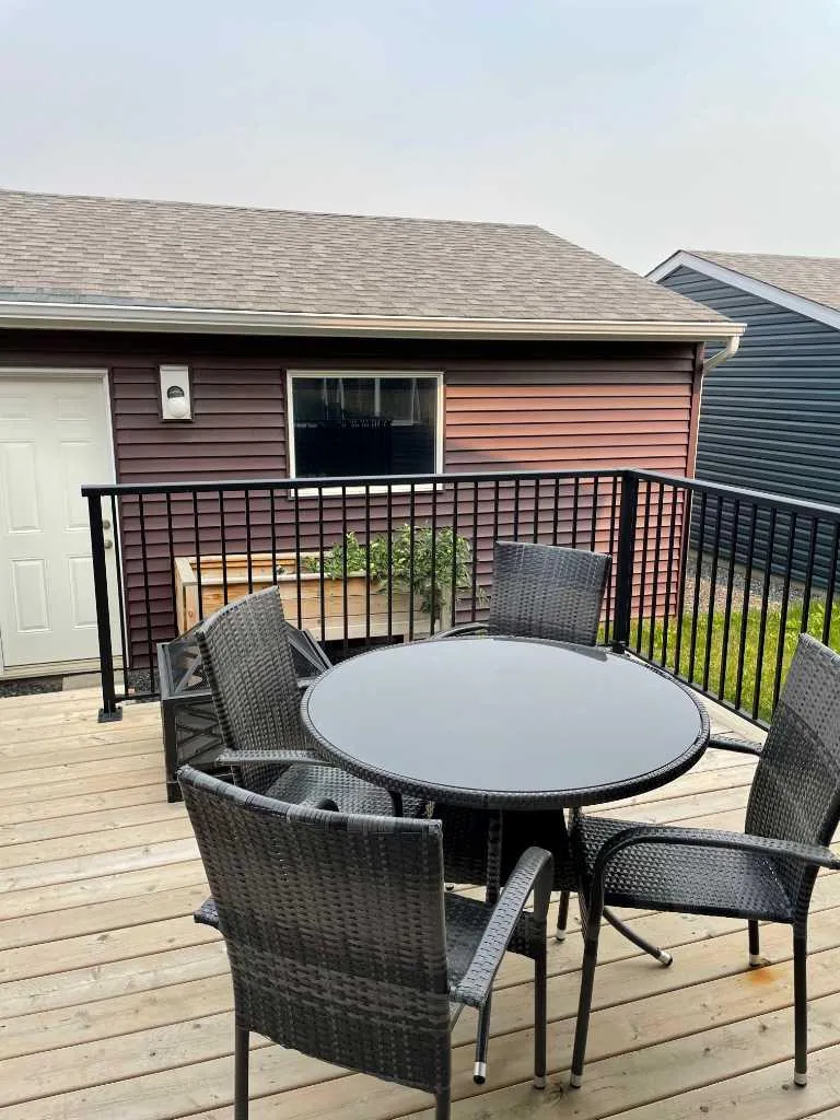 124 Howse Avenue NE Calgary AB T3P 0W1