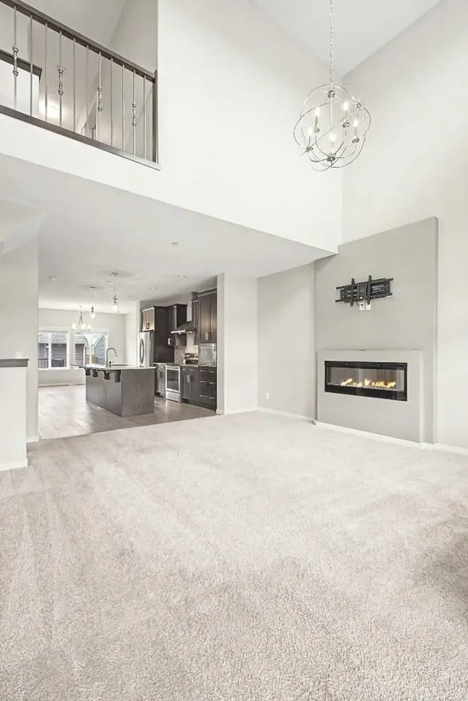124 Howse Avenue NE Calgary AB T3P 0W1