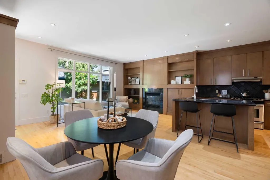 515 9 Street NE Calgary AB T2E 4K4