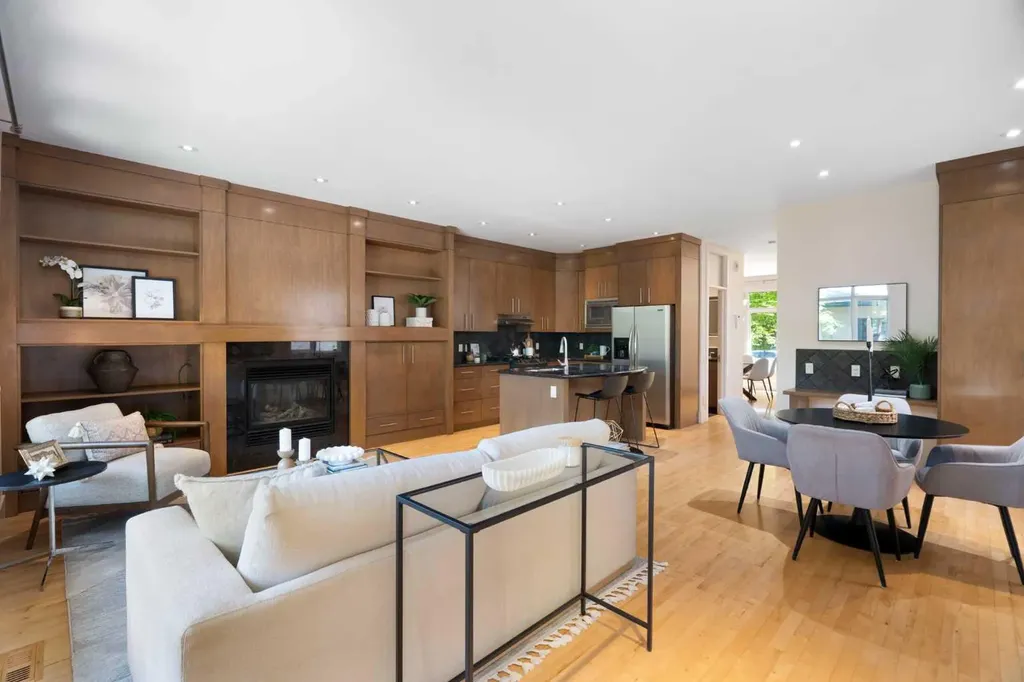 515 9 Street NE Calgary AB T2E 4K4