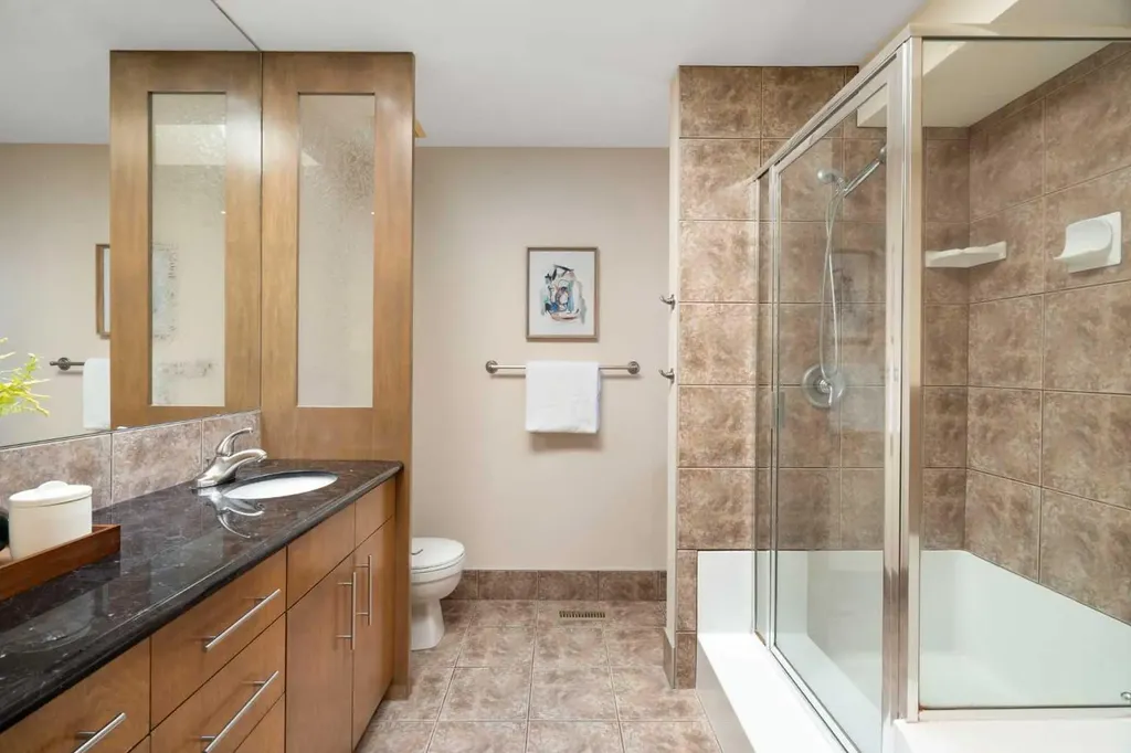 515 9 Street NE Calgary AB T2E 4K4