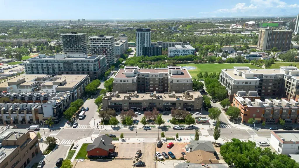 515 9 Street NE Calgary AB T2E 4K4