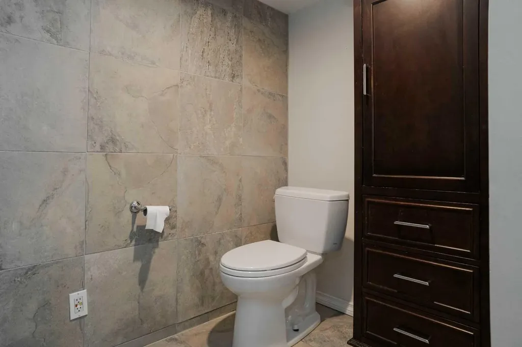 106 Cruickshank Road Fort Mcmurray AB T9K1K6