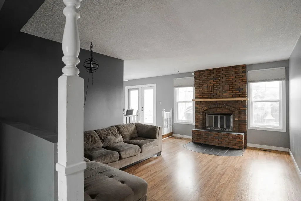 106 Cruickshank Road Fort Mcmurray AB T9K1K6