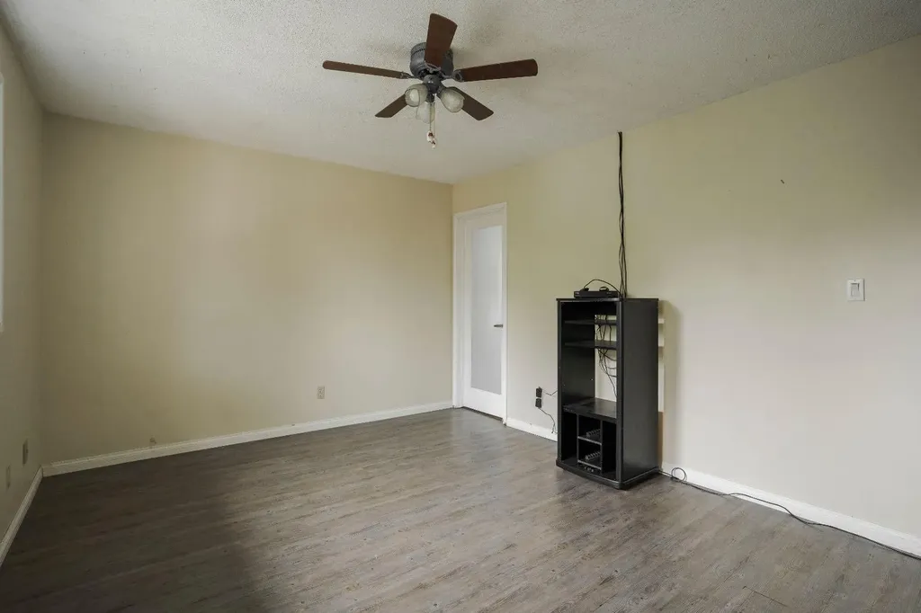 106 Cruickshank Road Fort Mcmurray AB T9K1K6