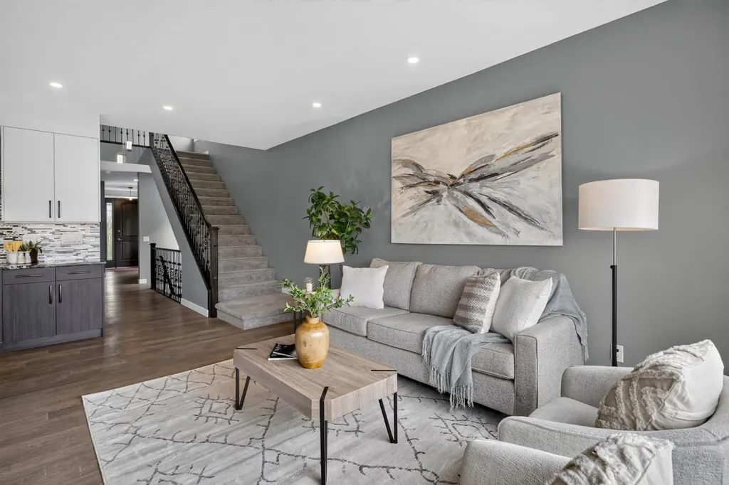 32 Legacy Cove SE Calgary AB T2X0Y7