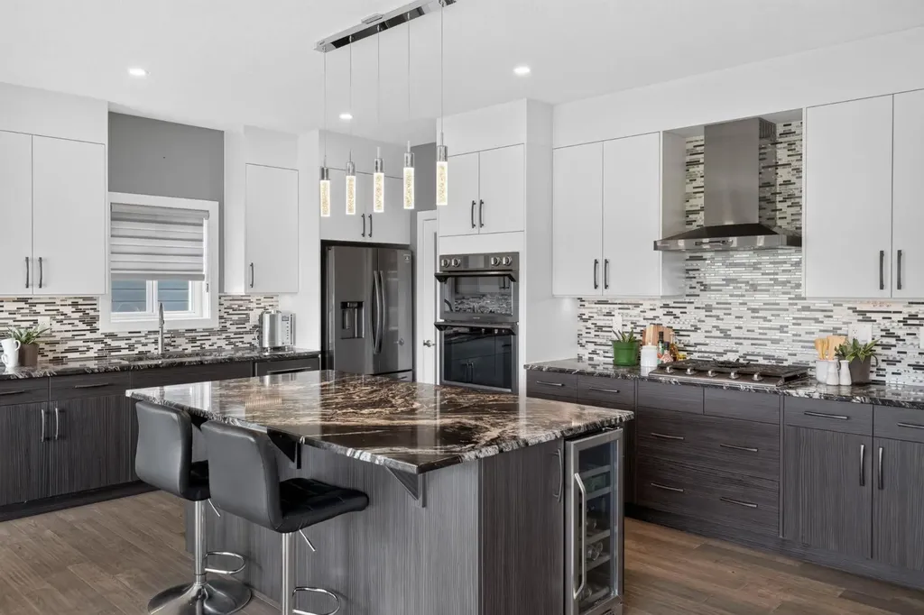 32 Legacy Cove SE Calgary AB T2X0Y7