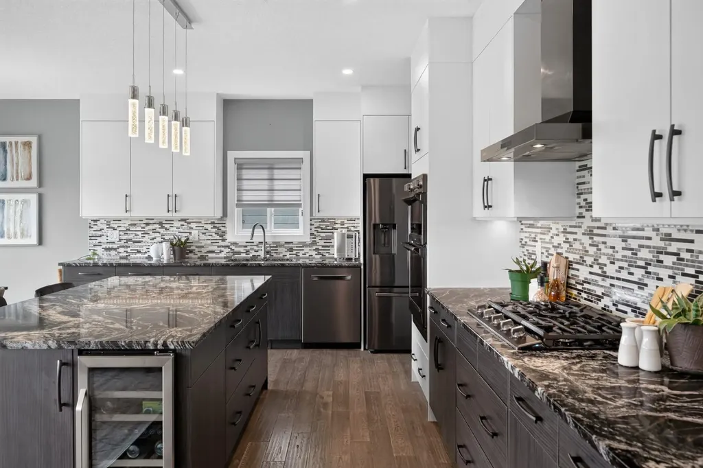 32 Legacy Cove SE Calgary AB T2X0Y7