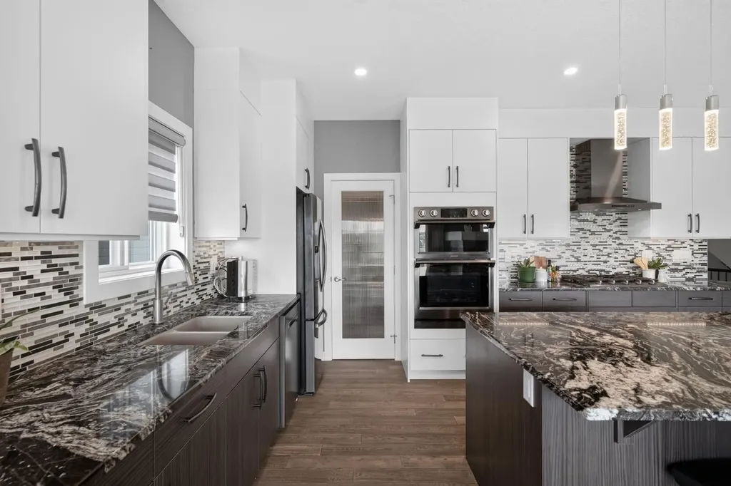 32 Legacy Cove SE Calgary AB T2X0Y7