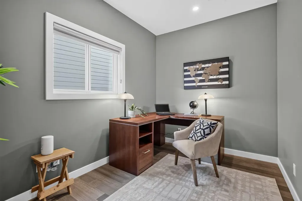 32 Legacy Cove SE Calgary AB T2X0Y7