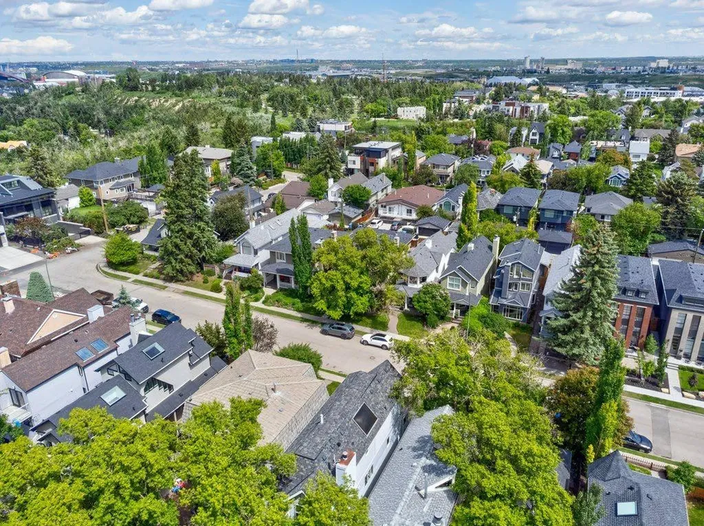 3617 3 Street SW Calgary AB T2S1V6