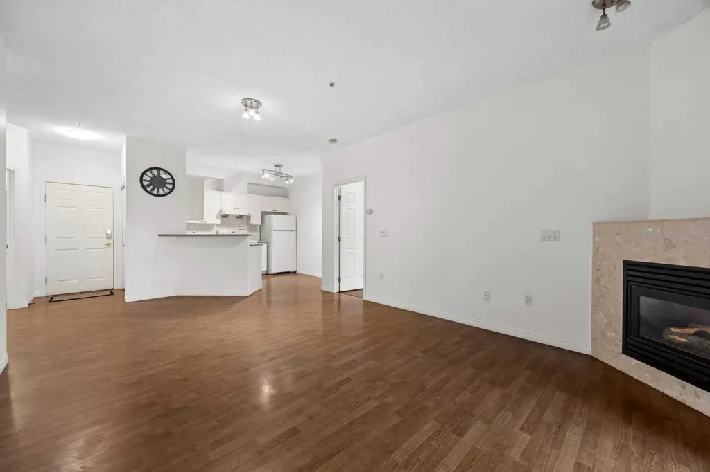 126 14 Avenue SW Calgary AB T2R 0L9