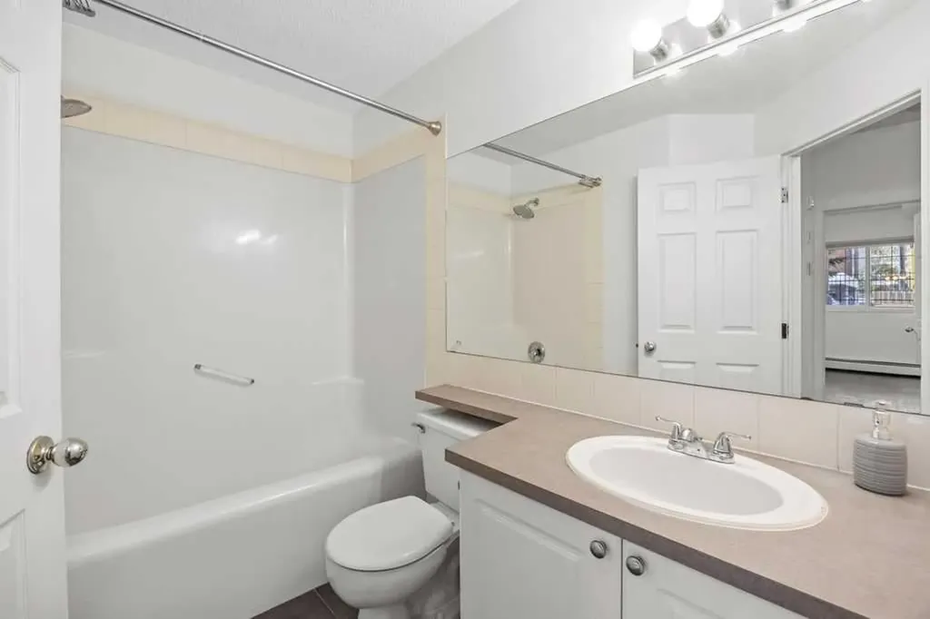 126 14 Avenue SW Calgary AB T2R 0L9