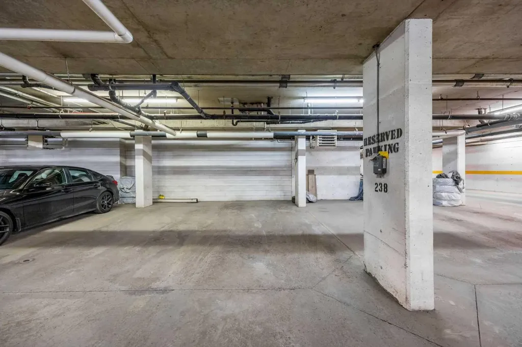126 14 Avenue SW Calgary AB T2R 0L9
