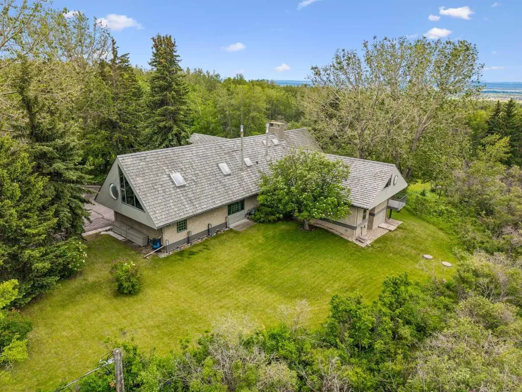237 Escarpment Drive Rural Rocky View County AB T3Z 3M8