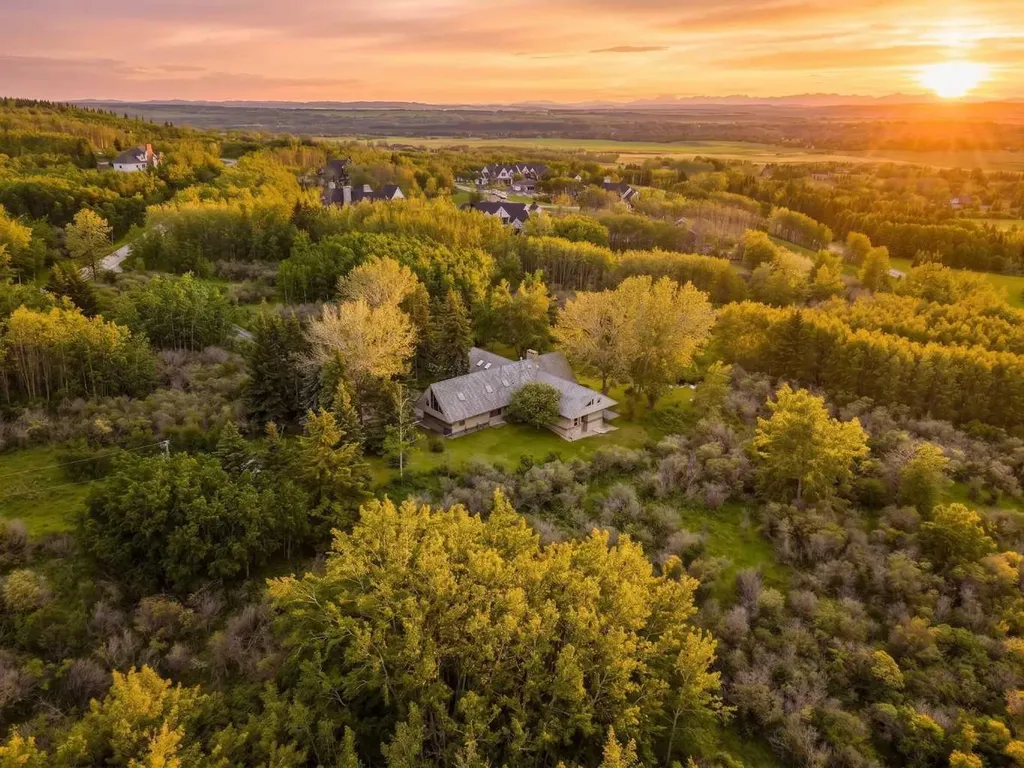 237 Escarpment Drive Rural Rocky View County AB T3Z 3M8