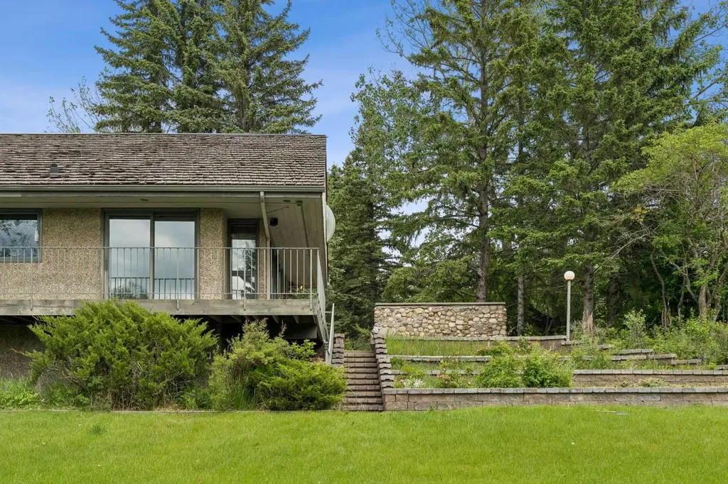 237 Escarpment Drive Rural Rocky View County AB T3Z 3M8