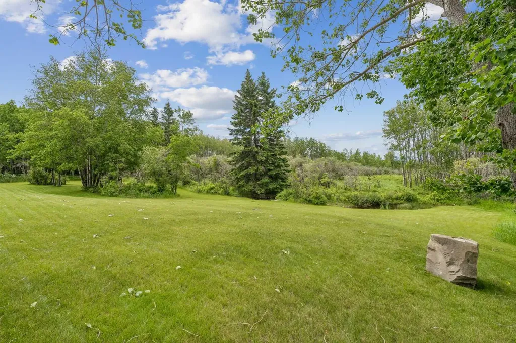 237 Escarpment Drive Rural Rocky View County AB T3Z 3M8