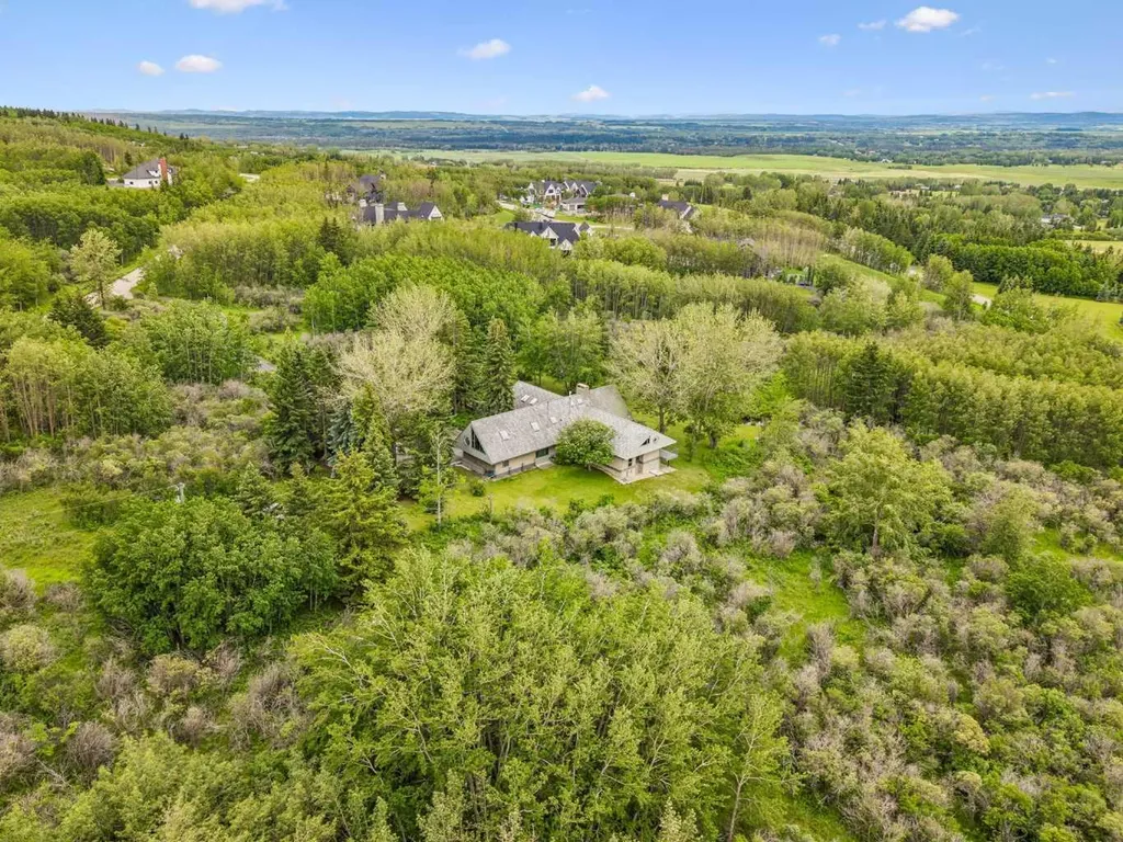 237 Escarpment Drive Rural Rocky View County AB T3Z 3M8