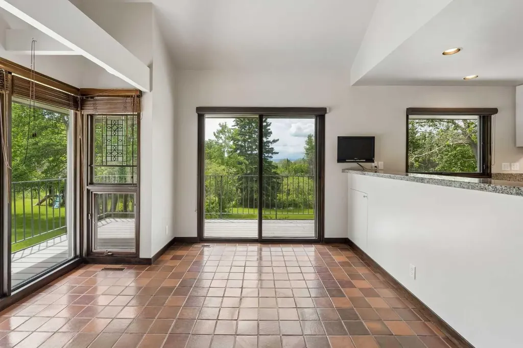 237 Escarpment Drive Rural Rocky View County AB T3Z 3M8