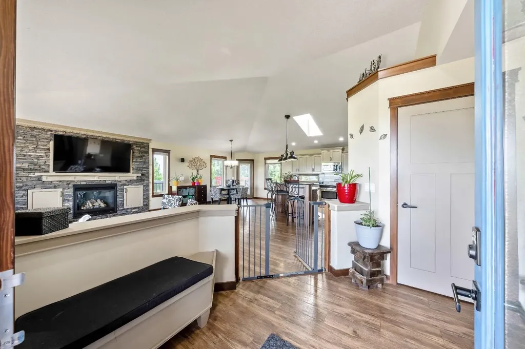 252042 Township Road 230 Rural Wheatland County AB T1P 0T2