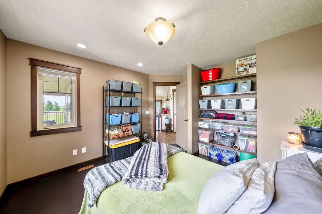 252042 Township Road 230 Rural Wheatland County AB T1P 0T2